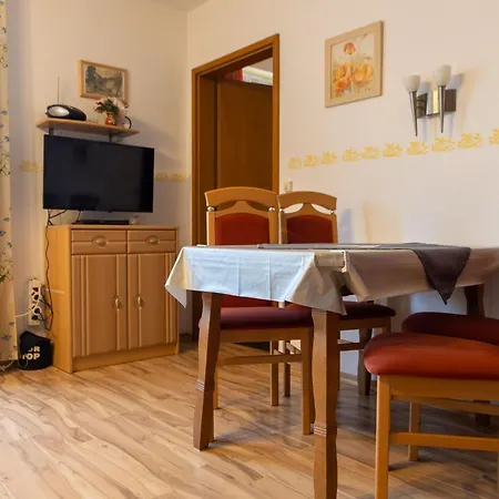 Mit Zwei Schlafzimmern Und Balkon By Interhome Διαμέρισμα *